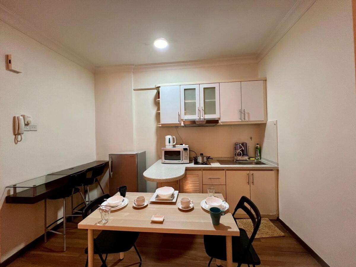 Studio Suite At Casa Mutiara 5 Mins Walk To Lrt, Jalan Alor And Bukit Bintang — Photos 2